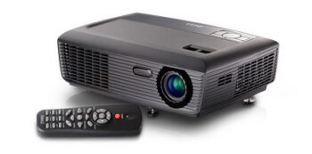 PROJECTOR, LCD